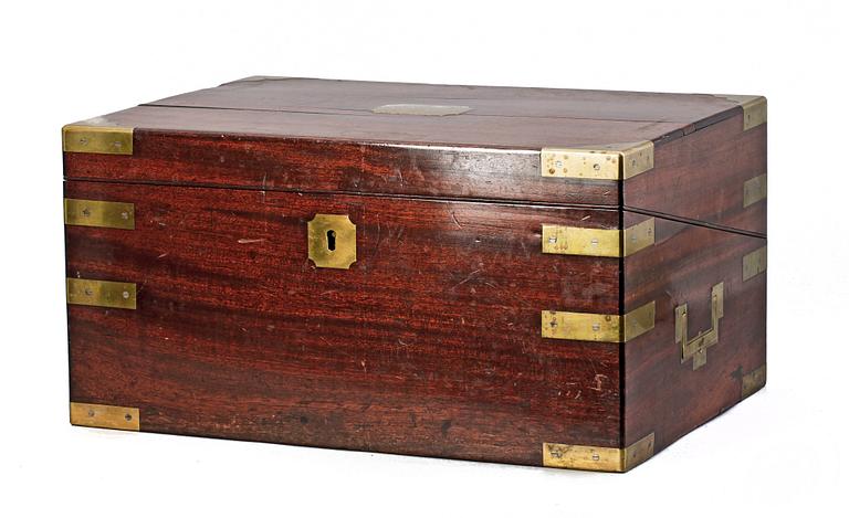 SKRIVSCHATULL, England 1800-tal.