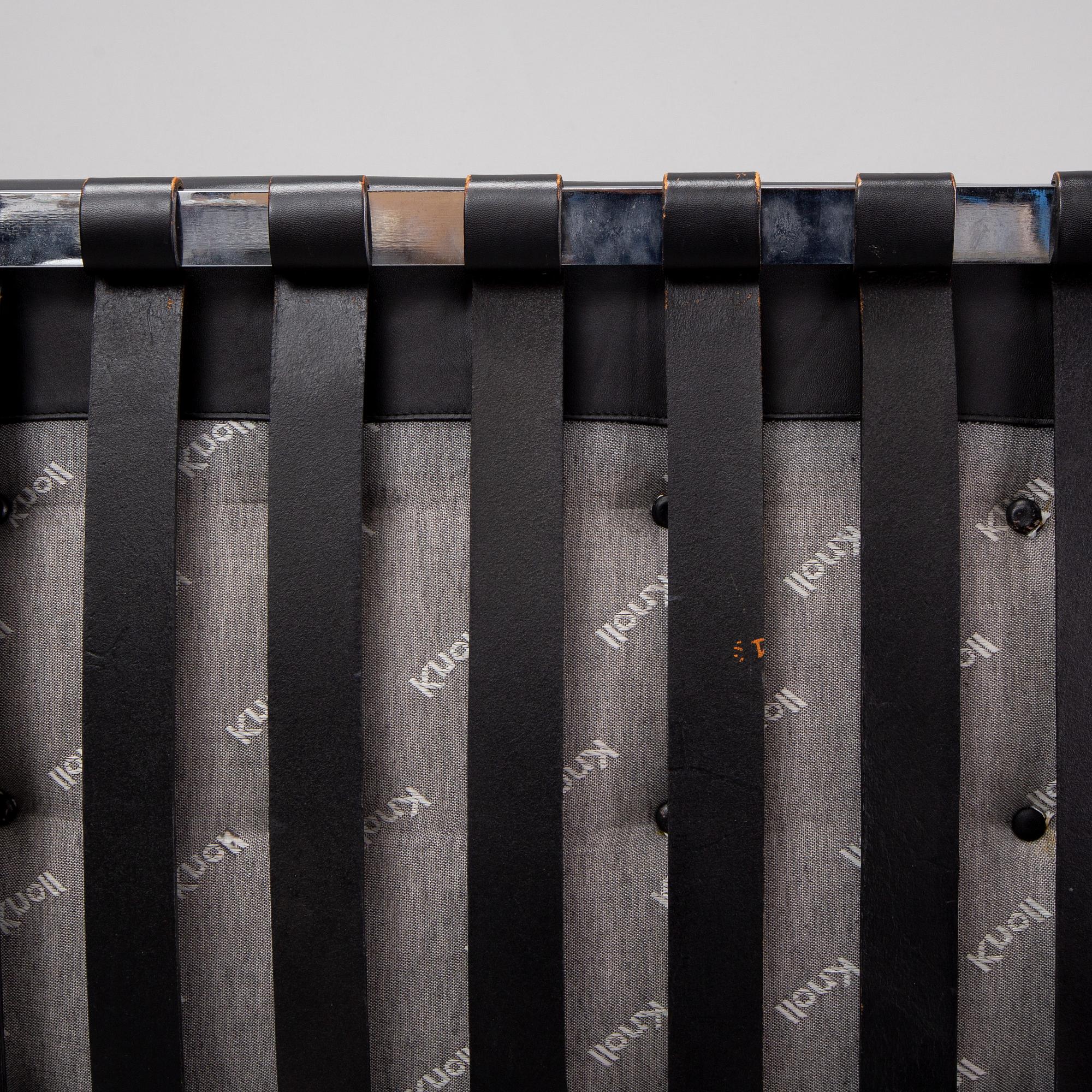 Ludwig Mies van de Rohe, fåtölj med fotpall, "Barcelona", Knoll.