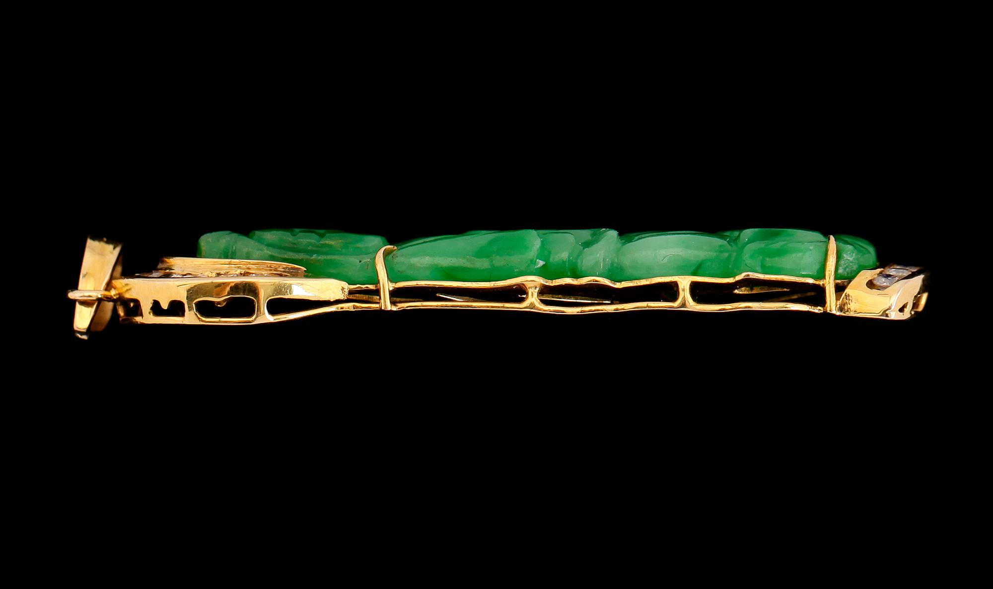 HÄNGE, 18K guld, jade och briljantslipade diamanter.