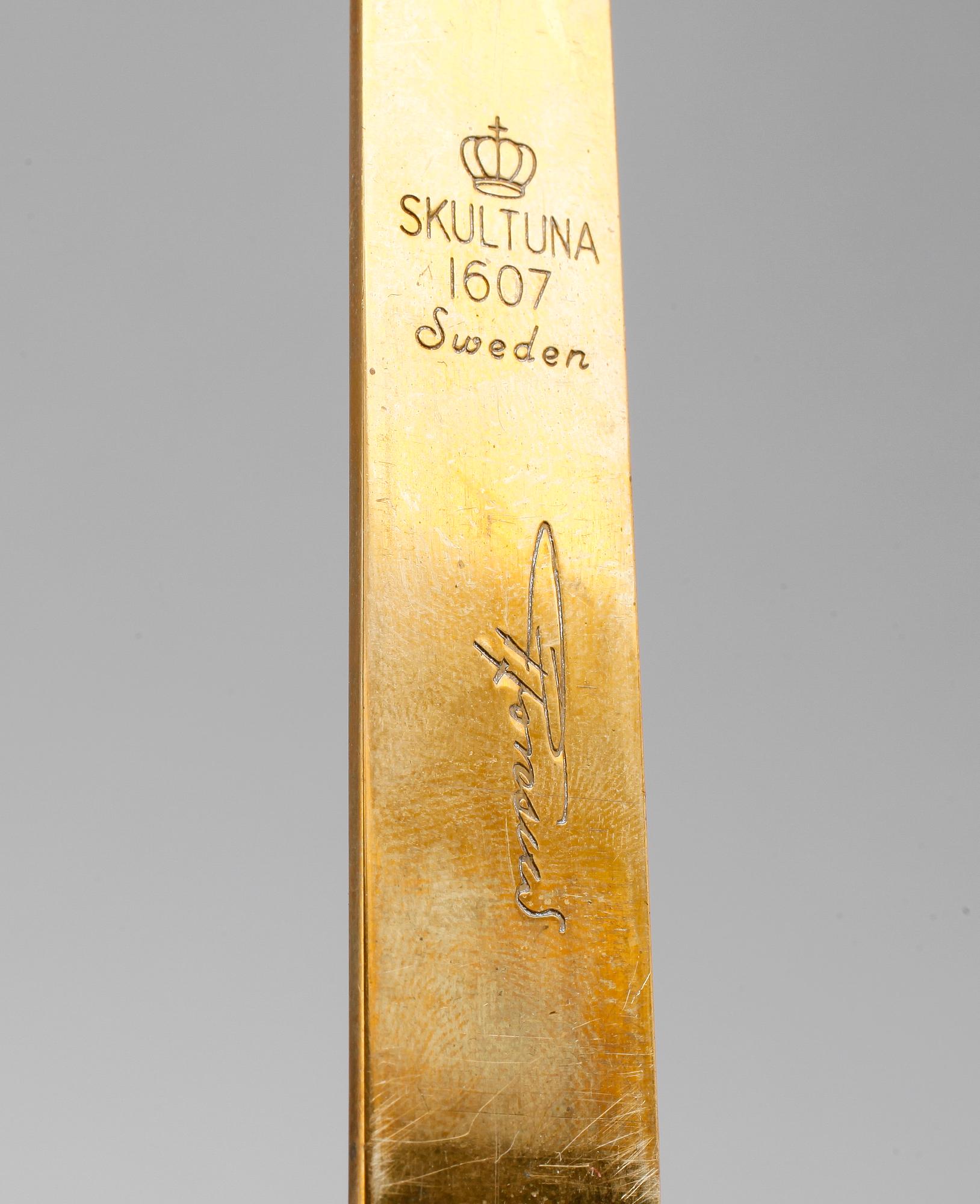 VÄGGLAMPETTER, 2 st, mässing, "Pendeln", Pierre Forsell, Skultuna, 1900-talets andra hälft.