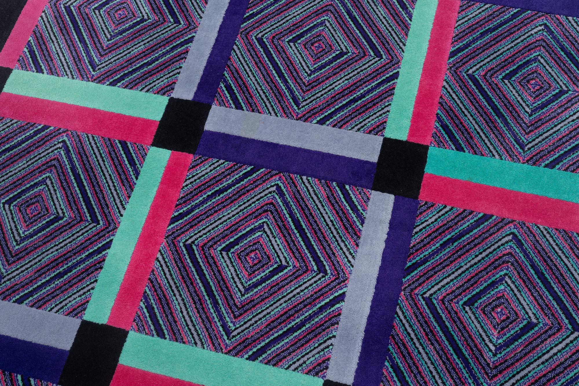 Rug, Missoni, approx. 238 x 165 cm.