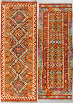 TWO KILIM RUGS 195 X 75
205 X 77 cm.