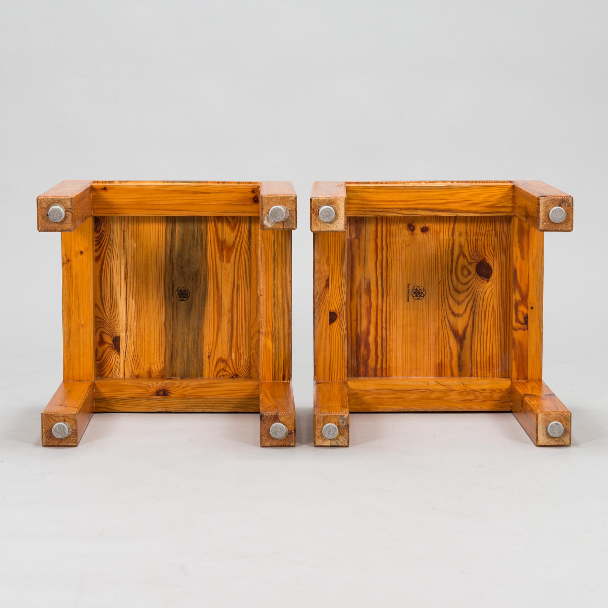 Pallar, ett par, Form Sven Larsson möbelshop, 1970-tal.