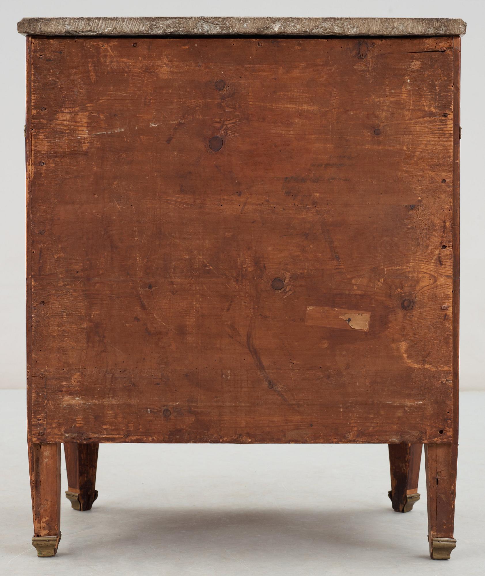 BYRÅ, av Gustaf Foltiern (mästare i Stockholm 1771-1804) , ej signerad. Gustaviansk.