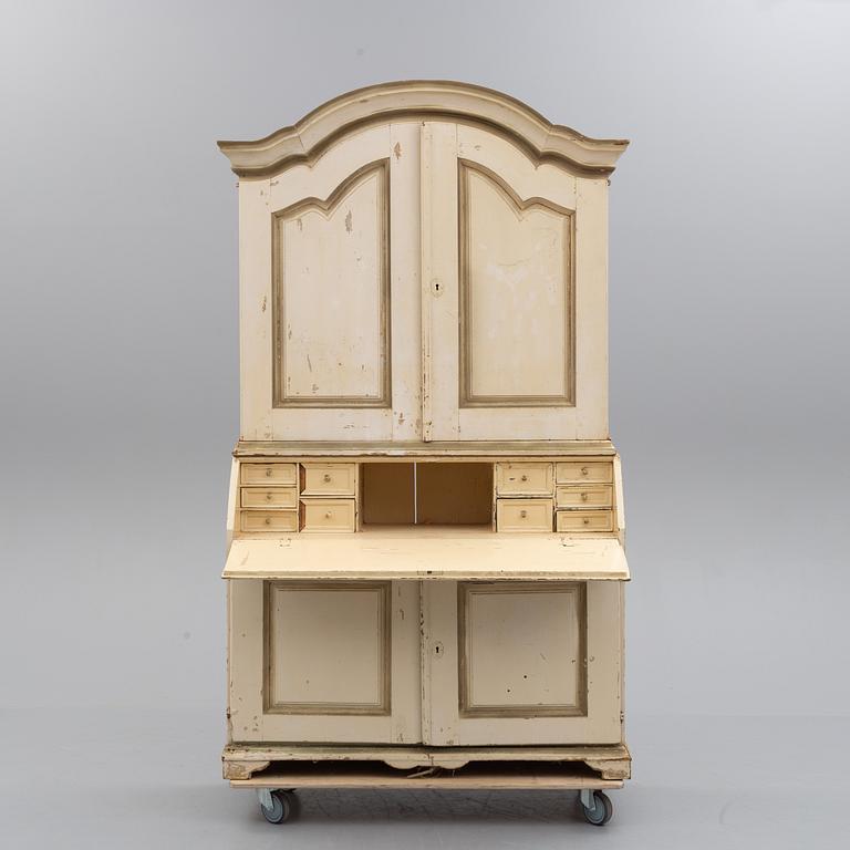 A swedish cupboard, late 18th / early 19th century.