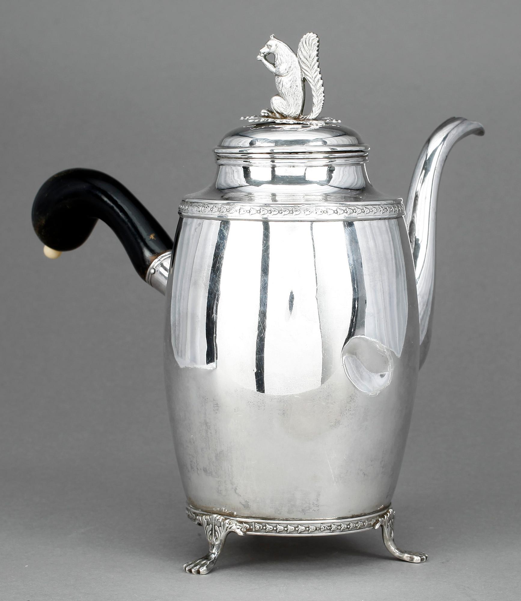 KAFFEKANNA, silver, empire, Johan Petter Grönvall, Stockholm 1819. Vikt 528 gram.