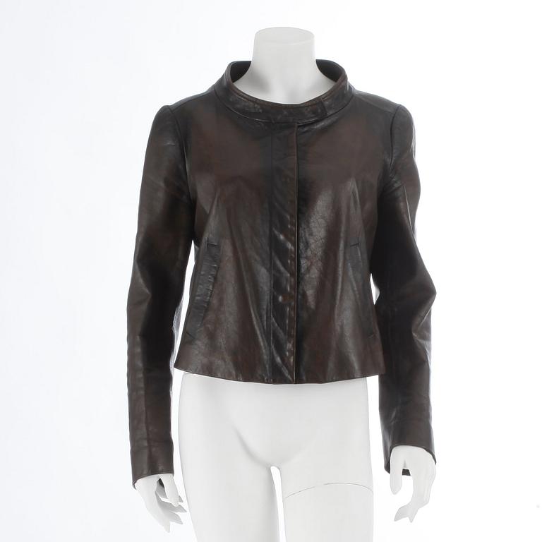 MARTIN MARGIELA, a dark brown leather jacket, size 42.