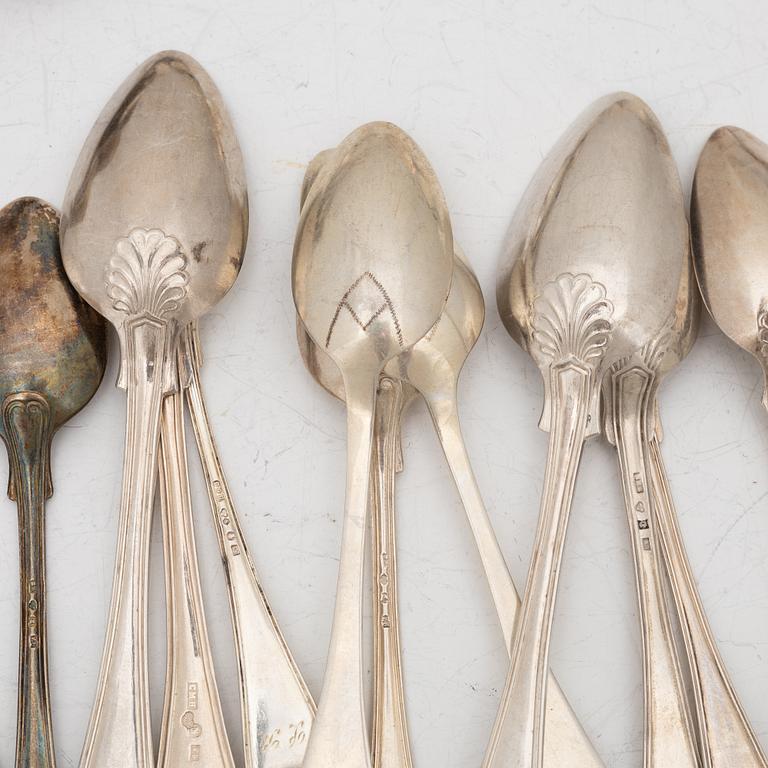 Cutlery, 58 pieces, silver, “Gammel fransk”, Sweden, including Johan Petter Ernander, Uppsala, 1832.