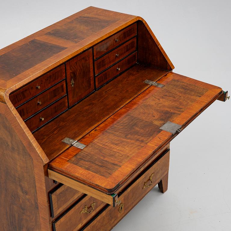 Sekretär, av  Sven Floberg (mästare i Stockholm 1749-72), Rokoko.