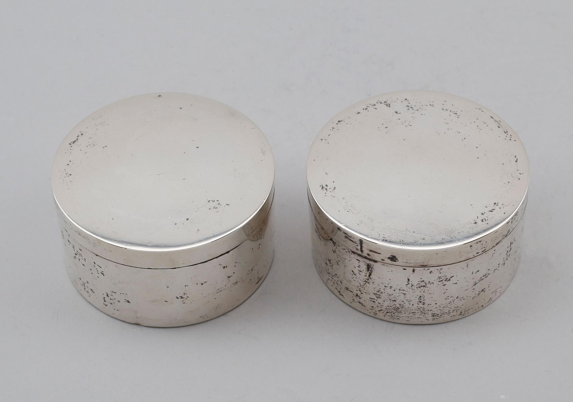 DOSOR, 1 par, silver, Nils Tornberg, Linköping 1812. Vikt ca 191 gram.
