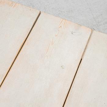 Dining table, 19th century.