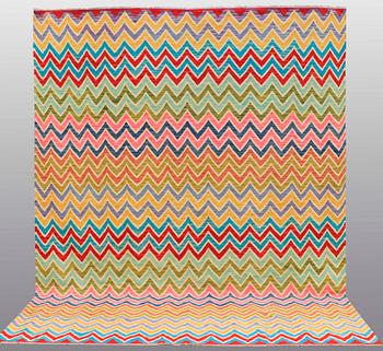 CARPET, Kilim, ca 347 x 260 cm.