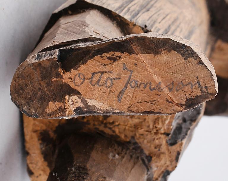 SKULPTUR, snidat trä, signerad Otto Jansson i blyerts.