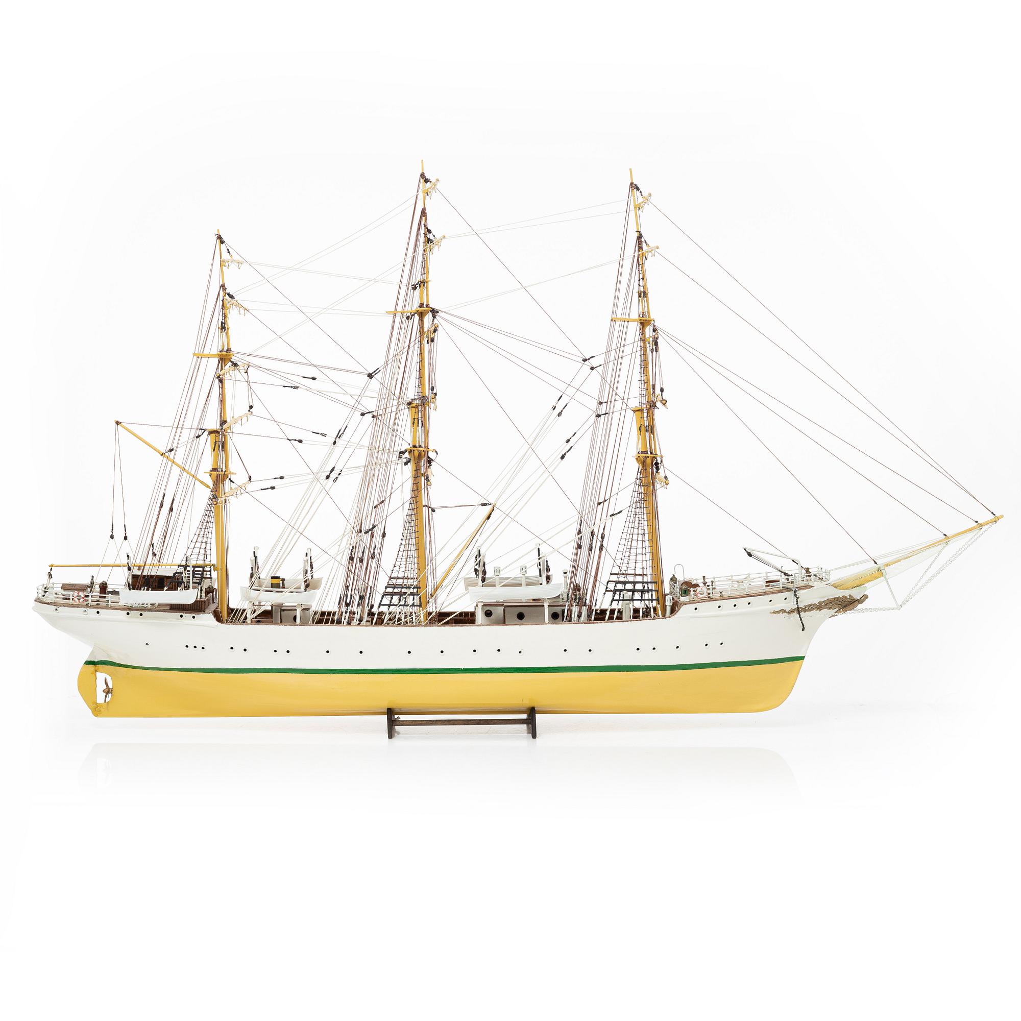 Ship model, second half of the 20th century. The training ship “Danmark”, Billing Boats.