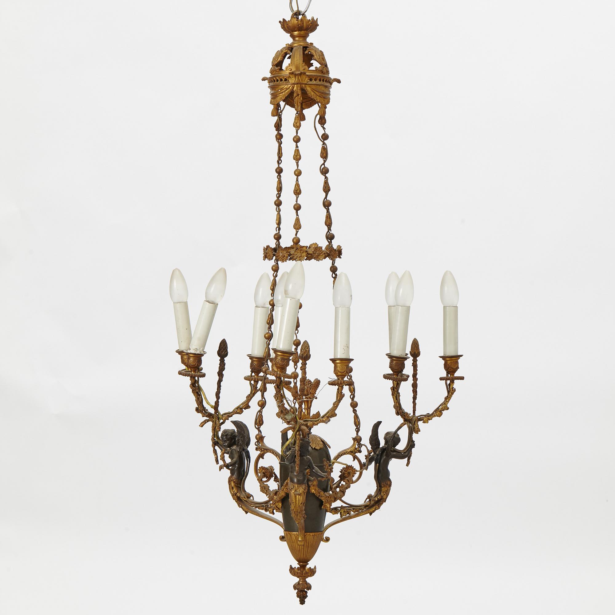A chandelier, mid/second half of the 20th century.