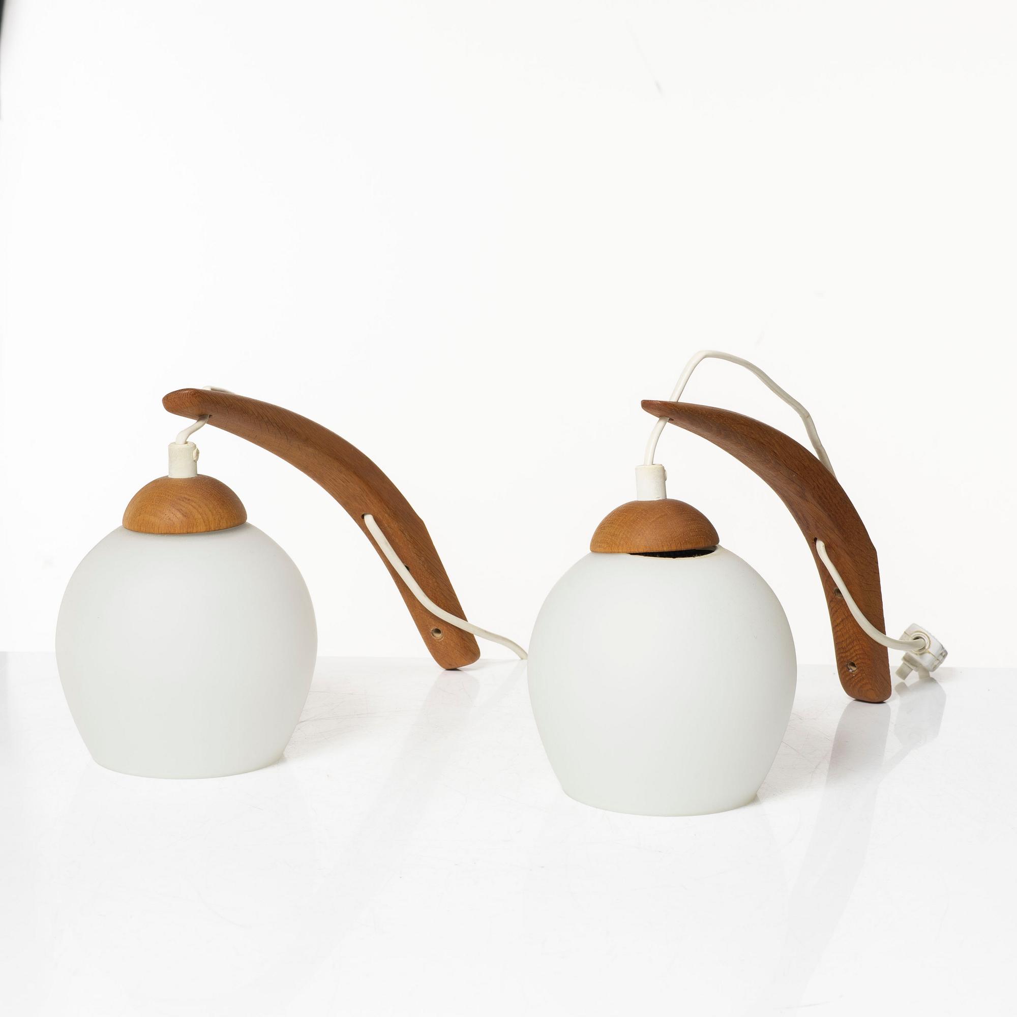 Uno & Östen Kristiansson, vägglampor, för Luxus, 1900-talets andra hälft.