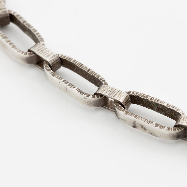 Collier, silver, Kå-Ce Guldsmedja, Stockholm 2005.