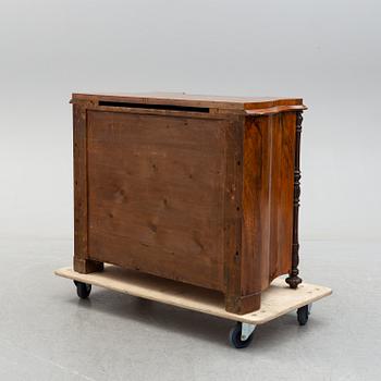 A CHEST OF DRAWERS, late 19th century.
