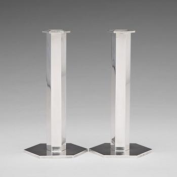 135. Wiwen Nilsson, a pair of sterling candlesticks, Lund, Sweden 1968.