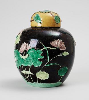 BOJAN. porslin. Kina. Qing dynastin.