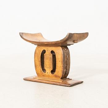 Chair, Ashanti, Ghana, mid-1900s.