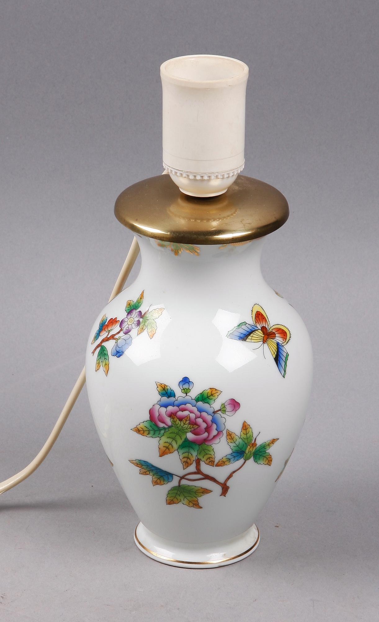 BORDSARMATUR, porslin, Herend, Ungern.