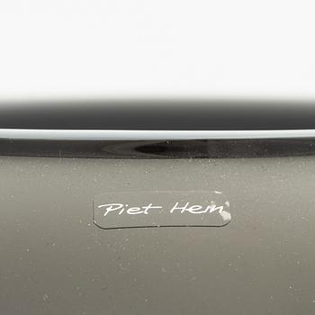 Piet Hein, vaser 2 st, "Super Vase" samt "Twister" signerade.