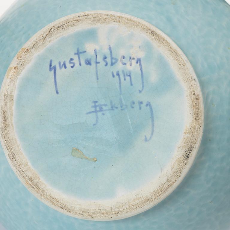 Josef Ekberg, vases, 2 pcs, flint porcelain, "Sgraffito", Gustavsberg 1914 and 1920.