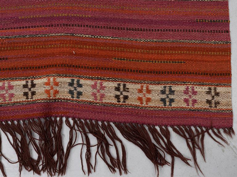 Märta Måås-Fjetterström, a drape, "Röda Duchatell", flat weave, ca 290,5 x 145,5 cm, signed MMF.