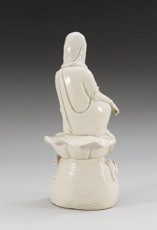 GUANYIN, blanc de chine. Qing dynastin, Kangxi (1662-1722).