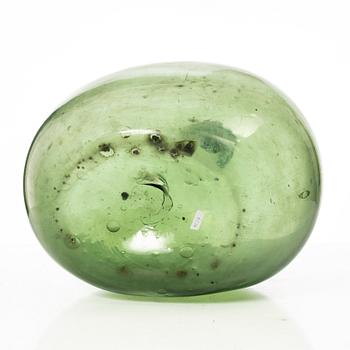 Bottle, glass. 17th-18th century.