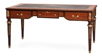 770. A Louis XVI-style mahogny writing desk.