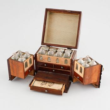 HUSAPOTEK / RESEAPOTEK, 1800-tal.