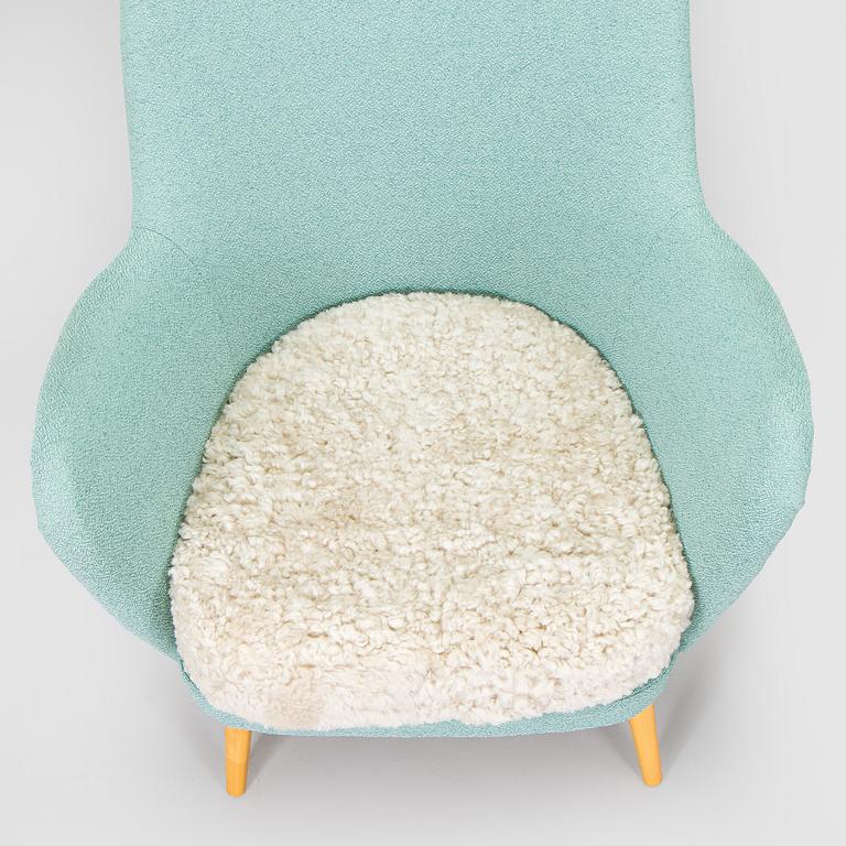 Carl Gustaf Hiort af Ornäs, fåtöljer, ett par, "Pedro", för Puunveisto Oy - Träsnideri Ab, 1900-talets mitt.
