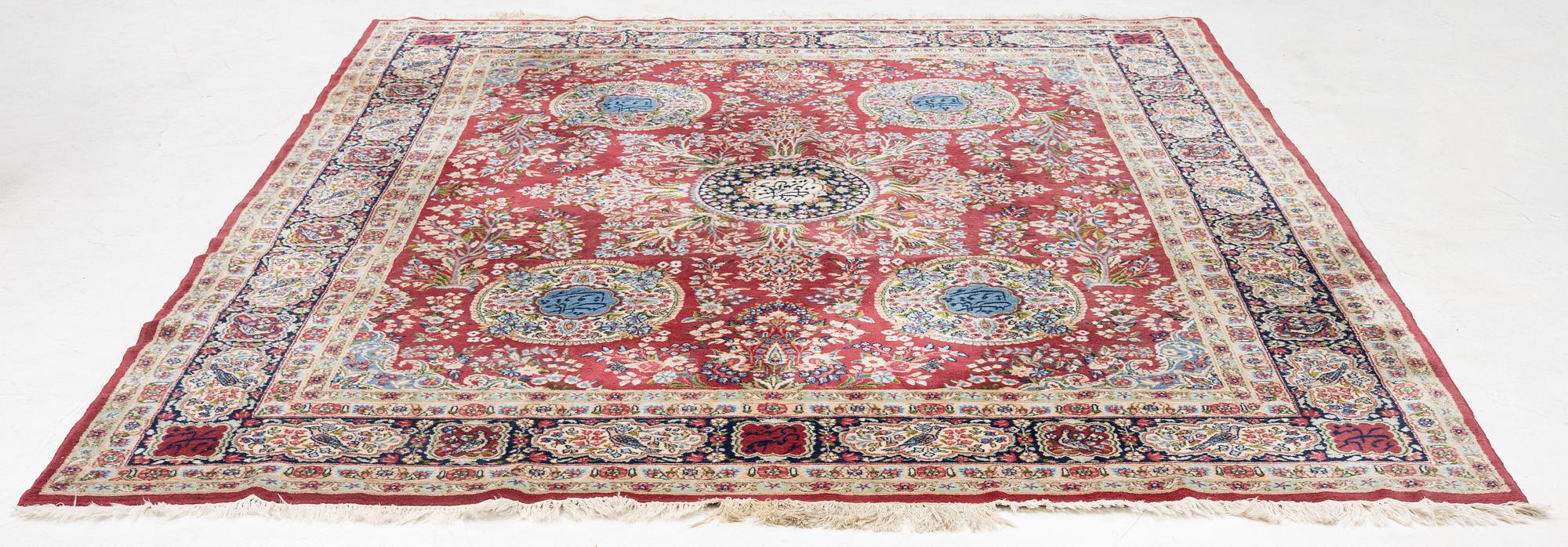 Carpet, oriental, approx. 340 x 250 cm.