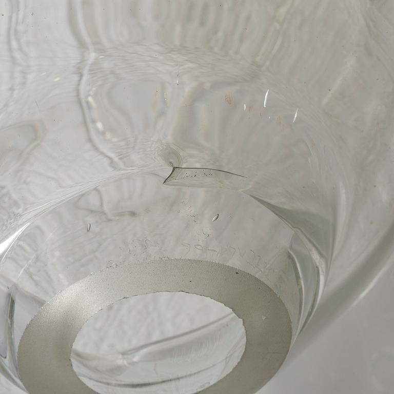 Timo Sarpaneva, a 'Shadows' sculpture from Finlandia series, signed Timo Sarpaneva, Iittala.