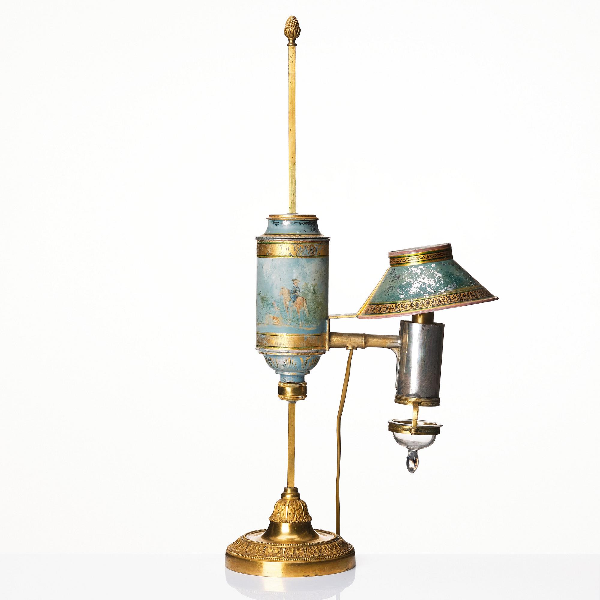 A French oil lamp, first half of the 19th century.