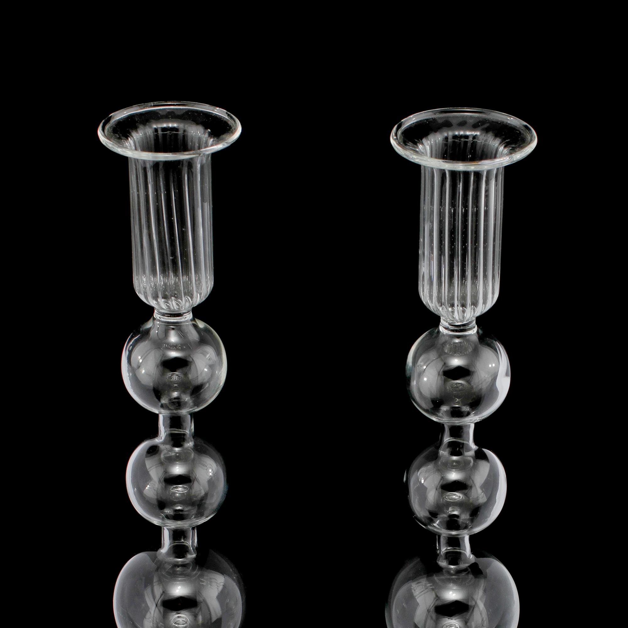 LJUSSTAKAR, ett par, glas, troligen Holland, 1900-talets första hälft.