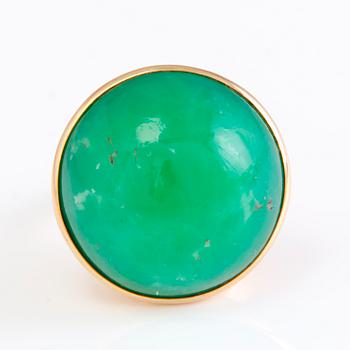 MIRJAM SALMINEN, sormus, 14K kultaa, krysopraasi. Helsinki, Suomi 1967.