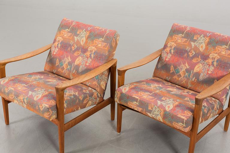 A pair of armchairs, Bröderna Andersson late 20th century,