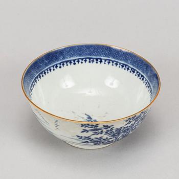 A part blue and white dinner service, Qing dynasty, Qianlong (1736-95).