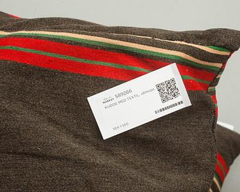 KUDDE MED TEXTIL, allmoge.