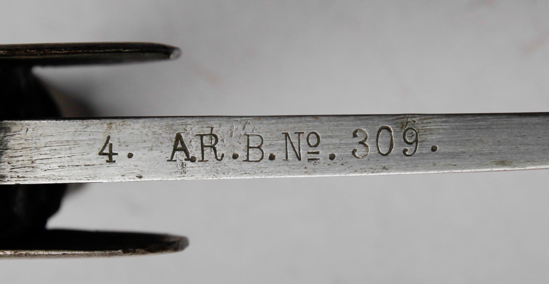 SABEL, m/1831, manskapsvapen för Artilleriet.