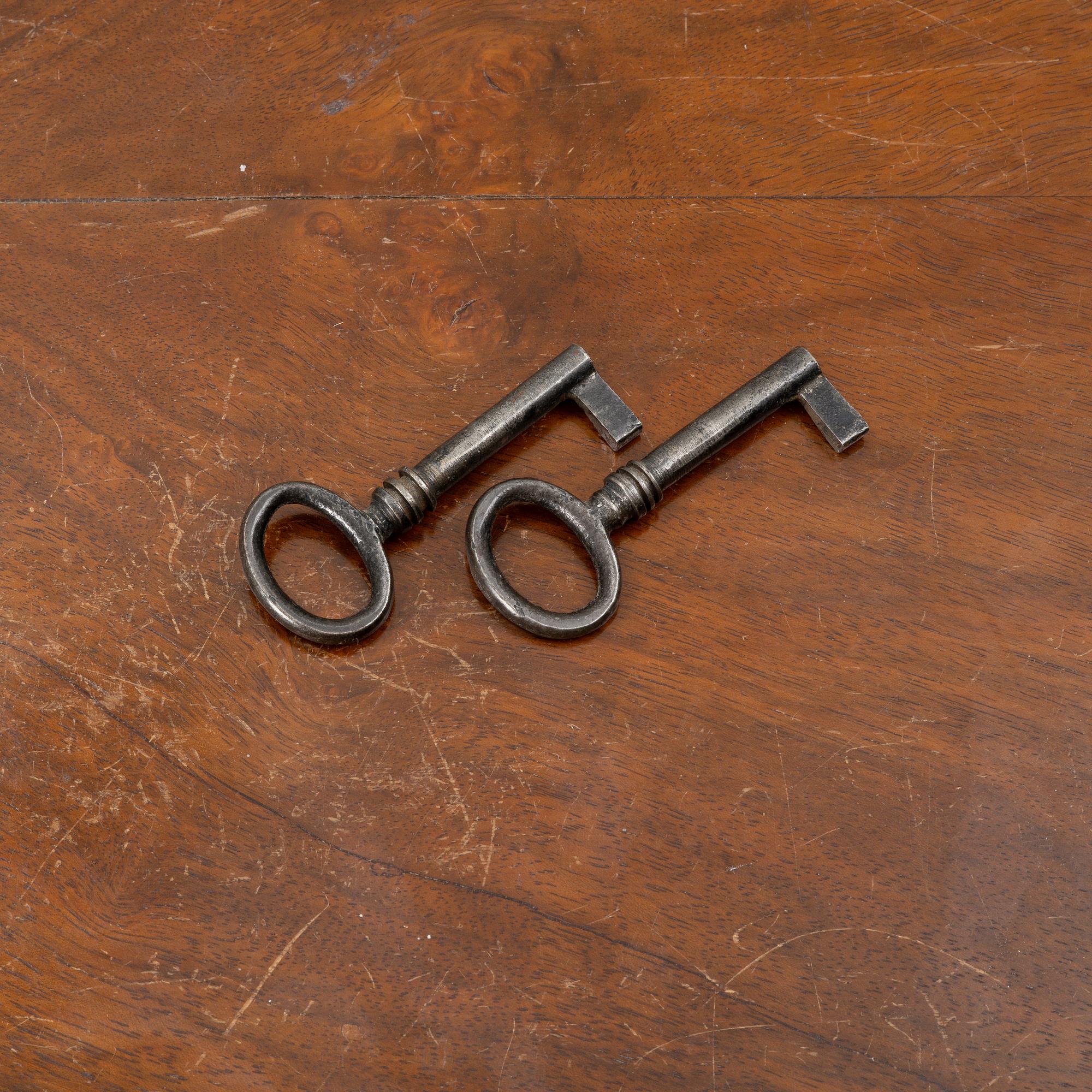 Byrå, rokoko, i Johan Åbrandts art (Stockholm 1749-1773),  1700-talets andra hälft.