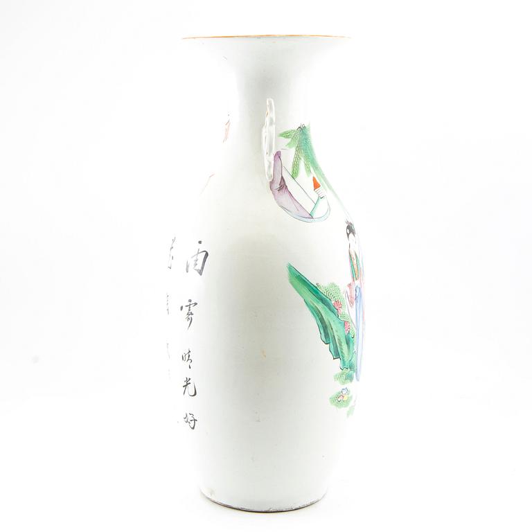 A Chinese 'children at play' vase, second half of the 20th century.