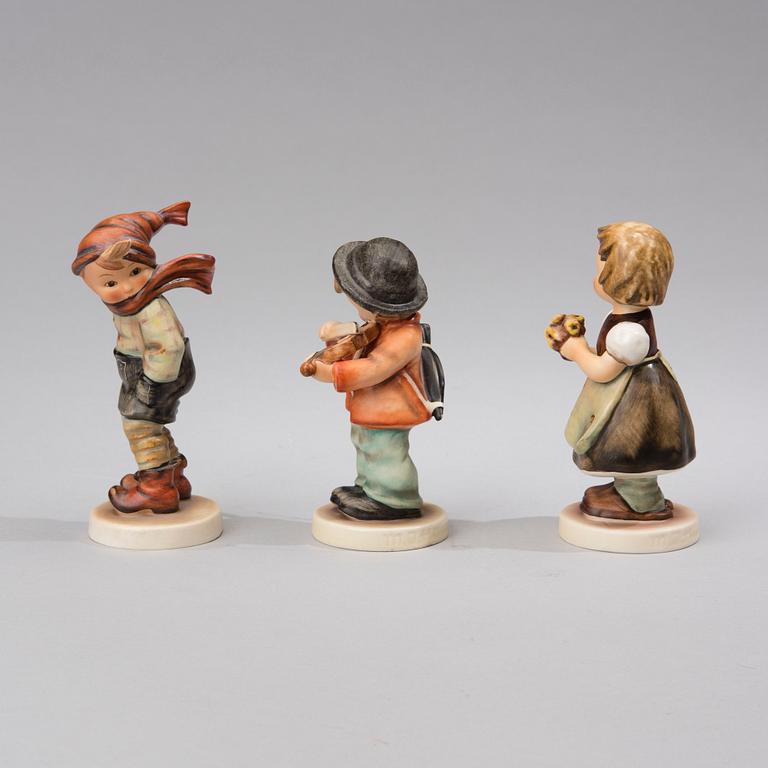FIGURINER, 3 st, porslin, MJ Hummel, W. Goebel Porzellanfabrik, Tyskland.