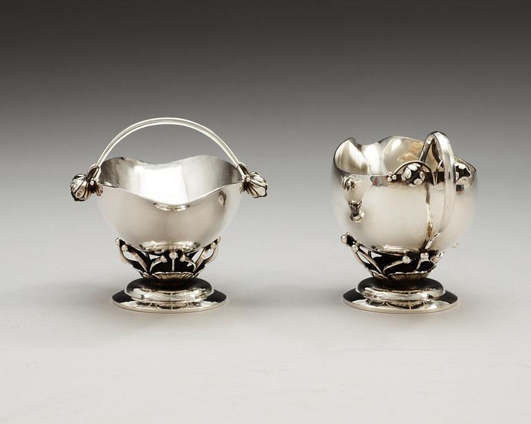GEORG JENSEN, gräddsnipa och skål, Köpenhamn 1945-77, sterling.
