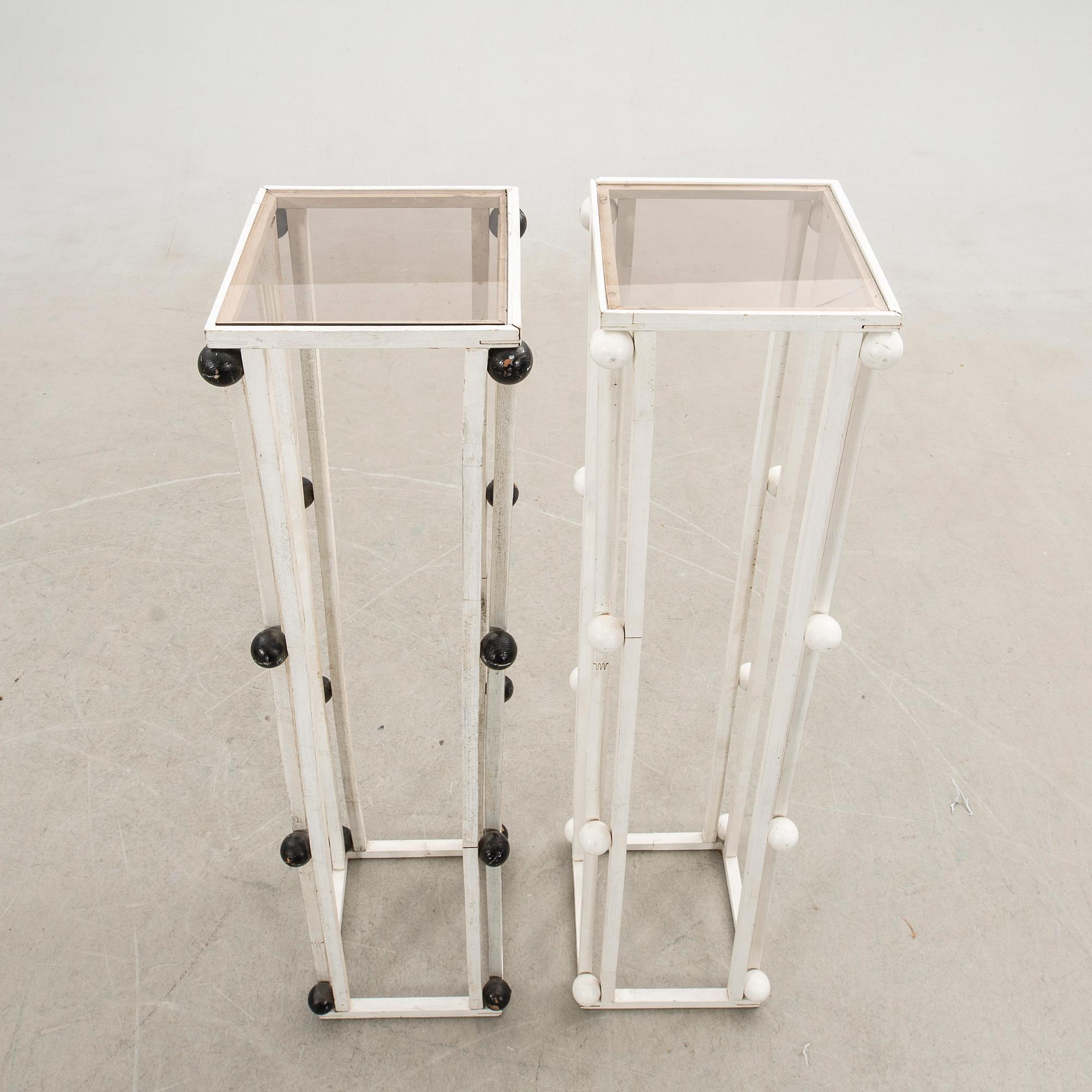 Pedestals a pair Art Deco style 20th century.