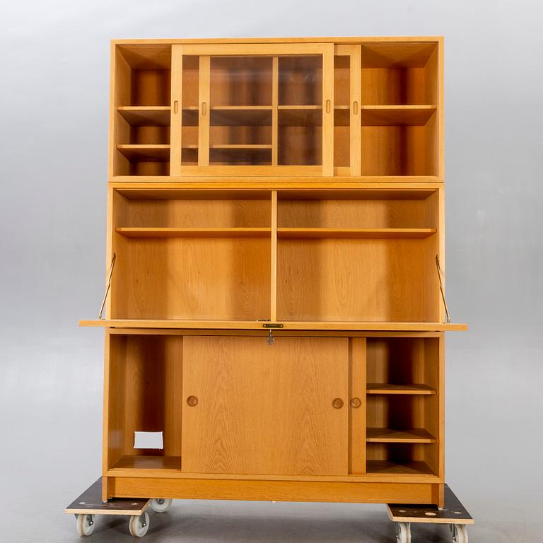 A Børge Mogensen Öresund oak cupboard.