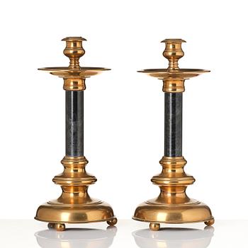 Ljusstakar, ett par, mässing och sten, barockstil, 1900-tal.